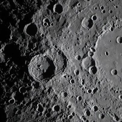 NASA divulga novas imagens da Lua em Artemis II