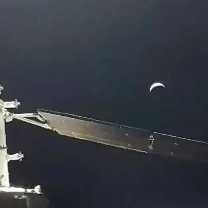 Artemis II realiza queima de propulsores para corrigir rota de retorno à Terra