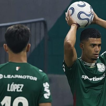 Joia do Palmeiras tenta convencer Abel a abandonar improviso na lateral