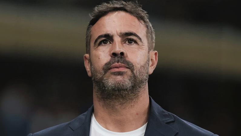 Artur Jorge em ação pelo Cruzeiro (Foto: Gustavo Martins/ Cruzeiro)