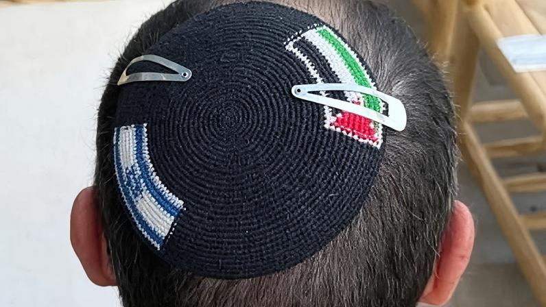 Polícia israelense investiga remoção de bandeira palestina de kipa