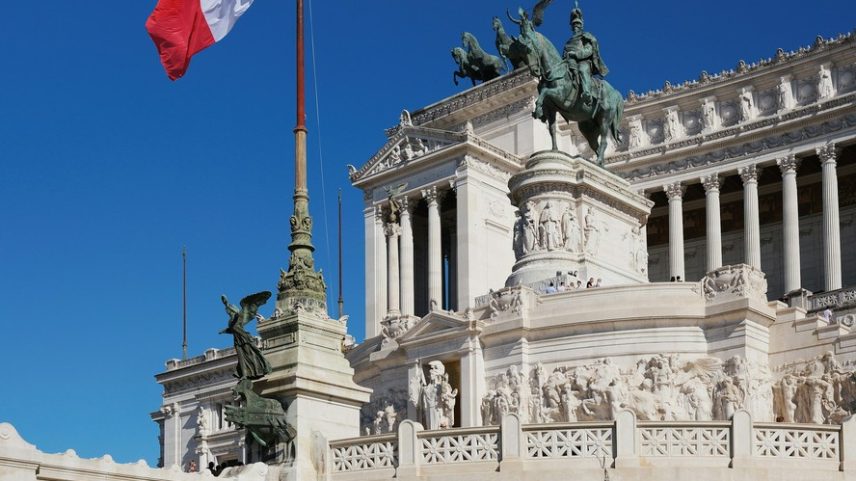 Monumento Nacional a Vítor Emanuel II, em Roma — Foto: Dmitrii E./Unsplash