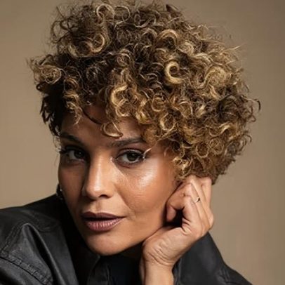 Bárbara Reis diz que tentou não julgar Lena em Três Graças