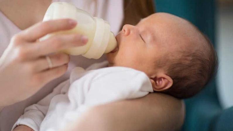 Cerca de 54% dos bebês americanos são alimentados com fórmula até os três primeiros meses de vida