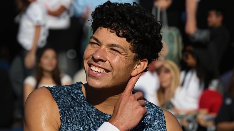 Ben Shelton comemora vitória sobre João Fonseca nas quartas de final do ATP 500 de Munique