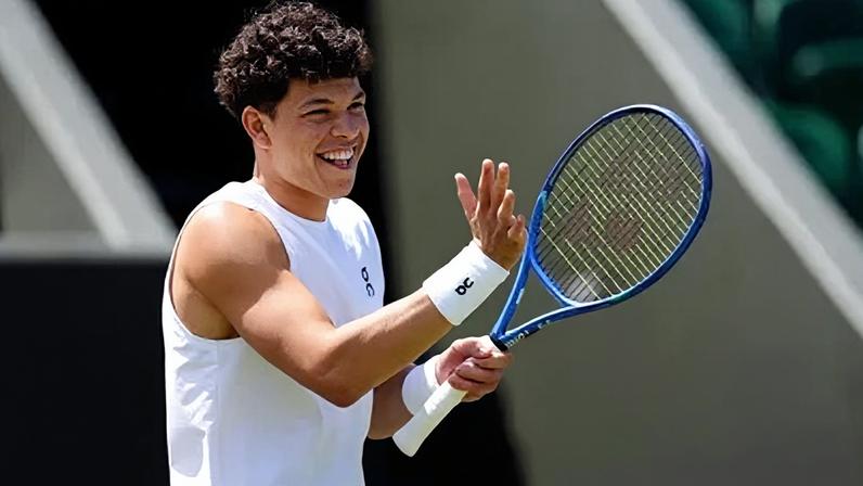 Ben Shelton enfrenta João Fonseca nas quartas de Munique