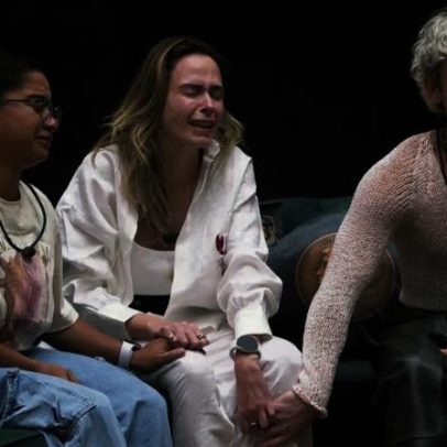 Luto em BBB 26 é apresentado em cenas ao vivo, com ênfase na emoção