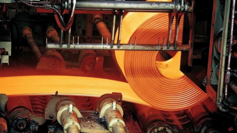 Os lucros consolidados das principais siderúrgicas chinesas no 1º trimestre caíram 5,1% em relação ao ano anterior; na foto, bobina de aço