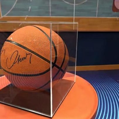 BBB 26 encerra programa com tributo a Oscar; Tadeu Schmidt chora ao vivo