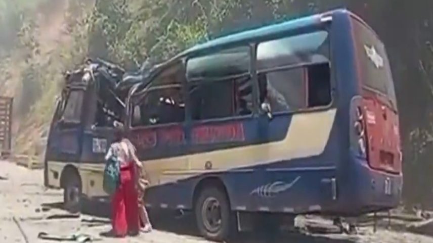1 de 1 bomba-ataque-colombia-25-abril