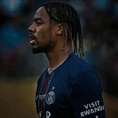 Barcola retorna e reforça PSG contra o Liverpool na Champions League