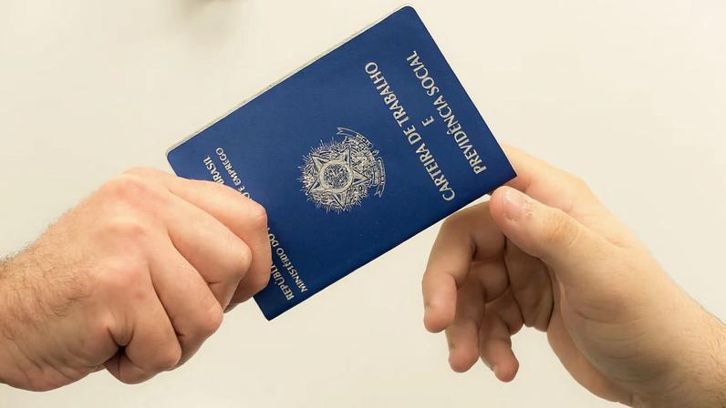 Trabalho em plataformas digitais é encarado como complemento de renda, mostra pesquisa da CNI