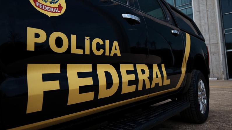 Imagem ilustrativa de uma viatura da Polícia Federal