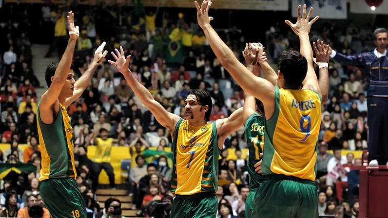 Brasil venceu a Polônia em sets diretos na decisão do Mundial de 2006 (Foto: Divulgação/FIVB)