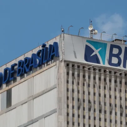 Governadora do DF afasta 12 diretores do BRB ligados à gestão que tentou comprar Master