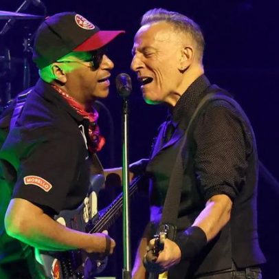 Bruce Springsteen faz cover de Clampdown do Clash pela primeira vez desde 2014