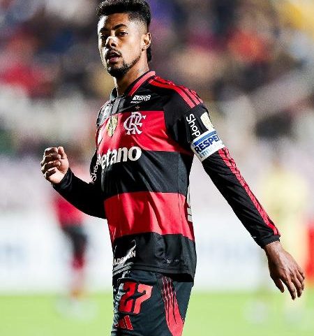 Bruno Henrique foi escolhido por Leonardo Jardim para iniciar partida pelo Flamengo no lugar de Pedro