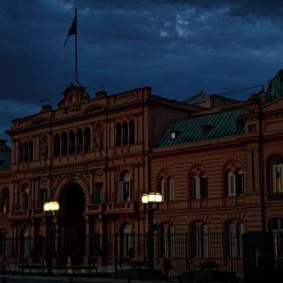 Milei impede imprensa na Casa Rosada e acusa jornalistas de espionagem
