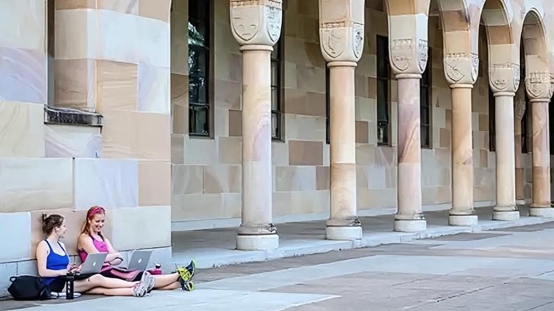 Editora australiana retira livro por comentários do ilustrador sobre Bondi