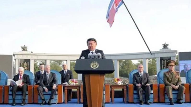 Kim Jong Un elogia tropas que se detonaram para evitar captura pela Ucrânia