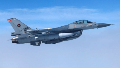 Caça F-16