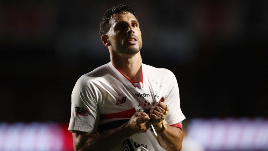 Calleri compõe o ataque do Especialista Digital na #11 — Foto: Reuters