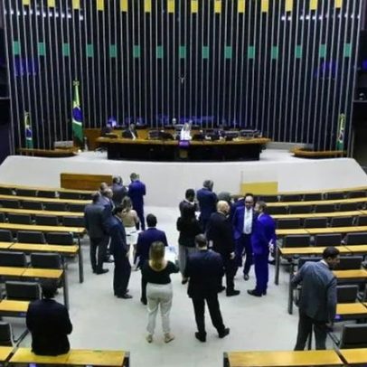 Projeto de lei propõe proibir aplicação da Sharia no Brasil