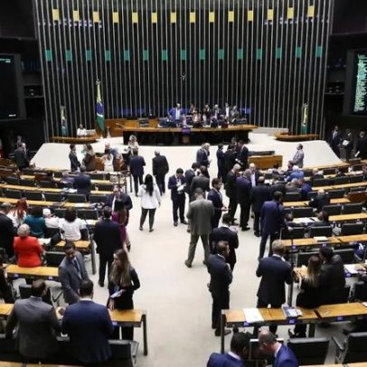 Câmara aprova projeto que amplia fiscalização e restringe postos de combustíveis