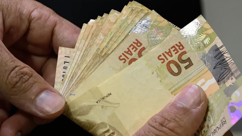 Eleição e bolso: o conceito de 'affordability' que explica por que bons números da economia não garantem votos; ouça 'O Assunto'