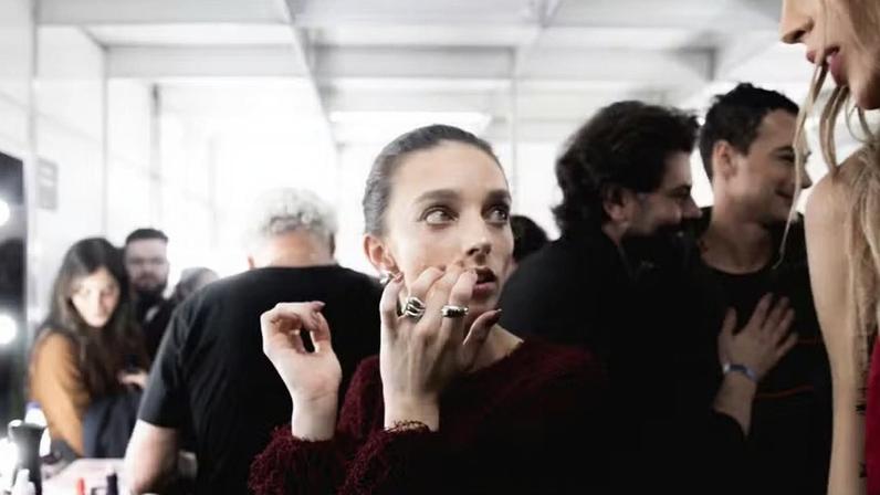 Para a psicóloga da Mega Models Brasil, ser referência de imagem é um fardo pesado