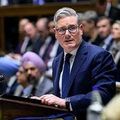 Parlamento britânico vota contra investigar Starmer por nomeação de Mandelson