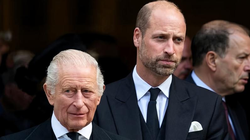 O Rei Charles III e o Príncipe William no funeral do Duque de Kent, na Catedral de Westminster, em 16 de setembro de 2025 — Foto: Getty Images