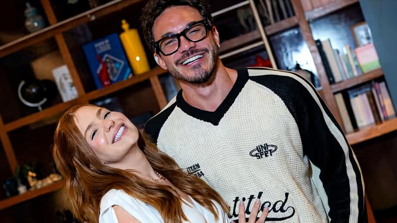 Eliezer surge em clique com Viih Tube e desabafa sobre humor da amada