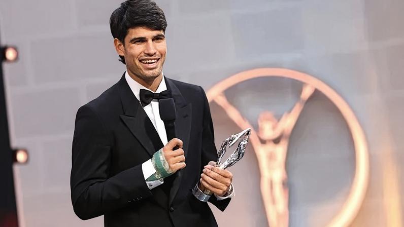 Carlos Alcaraz foi eleito o atleta masculino do ano pelo Prêmio Laureus