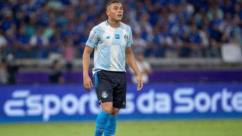 Carlos Vinicius, atacante do Grêmio