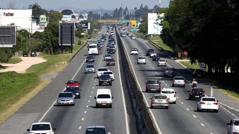 Finados: rodovias de SP esperam 19,1 milhões de veículos no feriado
