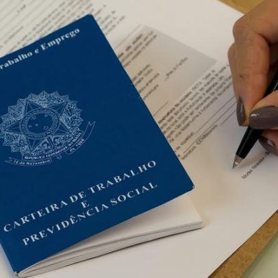 Desemprego no Brasil fica em 6,1% no trimestre até março, diz IBGE