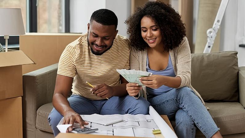 Casal de finanças pessoais e família