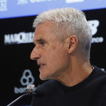 Castro elogia Gabriel Mec na vitória do Grêmio e cita camisa 10