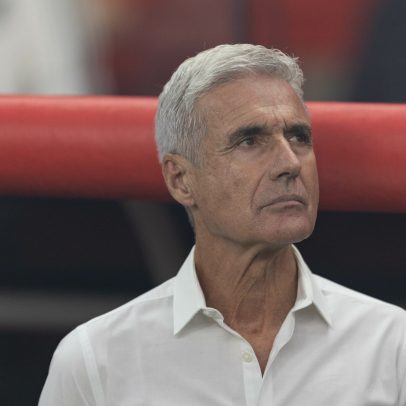 Luís Castro rejeita pressão no Grêmio e defende trabalho
