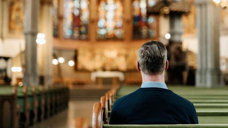 Estudo mostra que católicos seguem deixando a religião