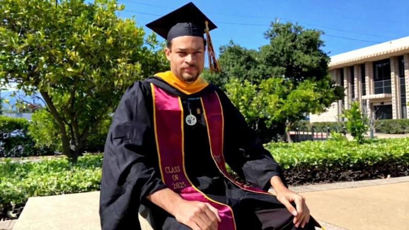1 de 1 Cole Tomas Allen vai responder por tentativa de assassinato contra Donald Trump