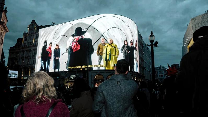Pistoletto lança mensagem de paz preventiva em outdoors digitais globalmente