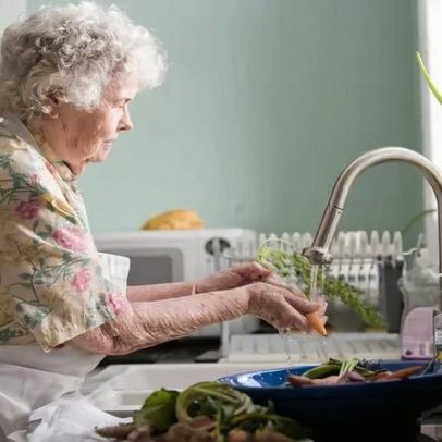 Quase 20% dos domicílios são ocupados por pessoas que moram sozinhas, diz IBGE