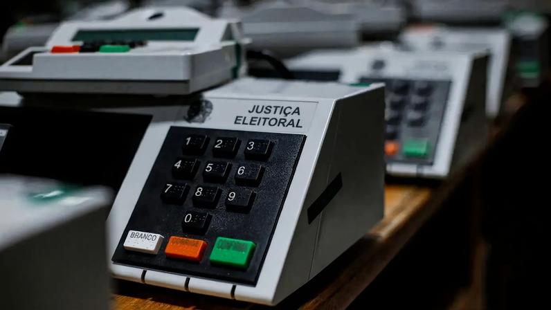 Urnas eletrônicas usadas nas eleições. (Foto: André Rodrigues/Gazeta do Povo/Arquivo.)