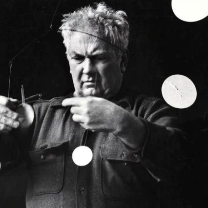 Guia de especialistas sobre Alexander Calder: seis livros essenciais
