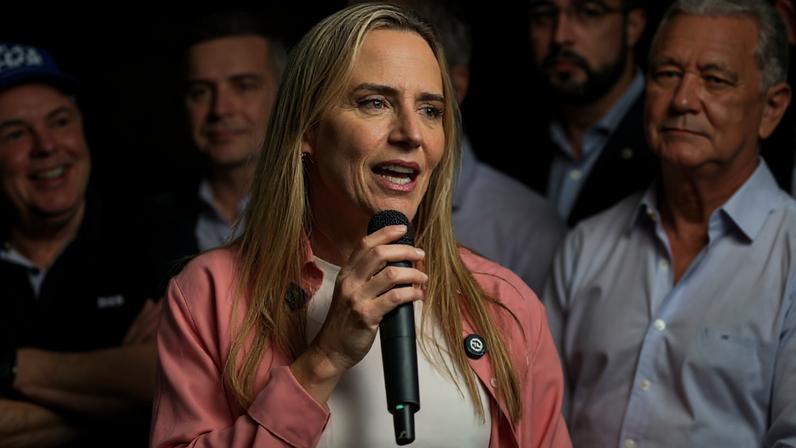 Celina Leão afirmou que BRB é uma instituição sólida e confiável após a troca de presidente e diretores envolvidos no escândalo do Master. (Foto: Matheus Borges/Agência Brasília)