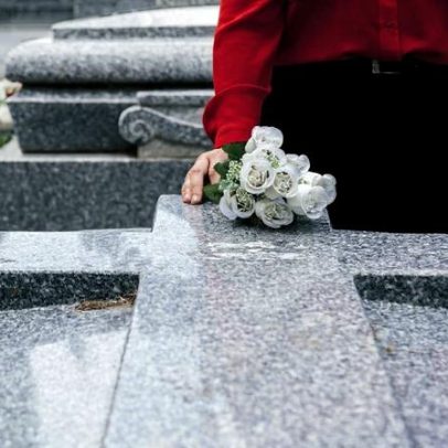 Cemitério ameaça exumar corpos de parentes de 269 famílias por dívidas