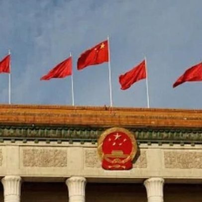 China culpa EUA e Israel pelo fechamento do Estreito de Ormuz