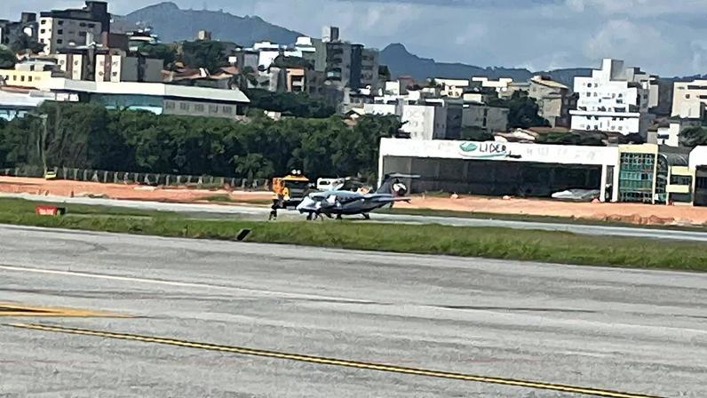 Aeronave furou o pneu na Pampulha
